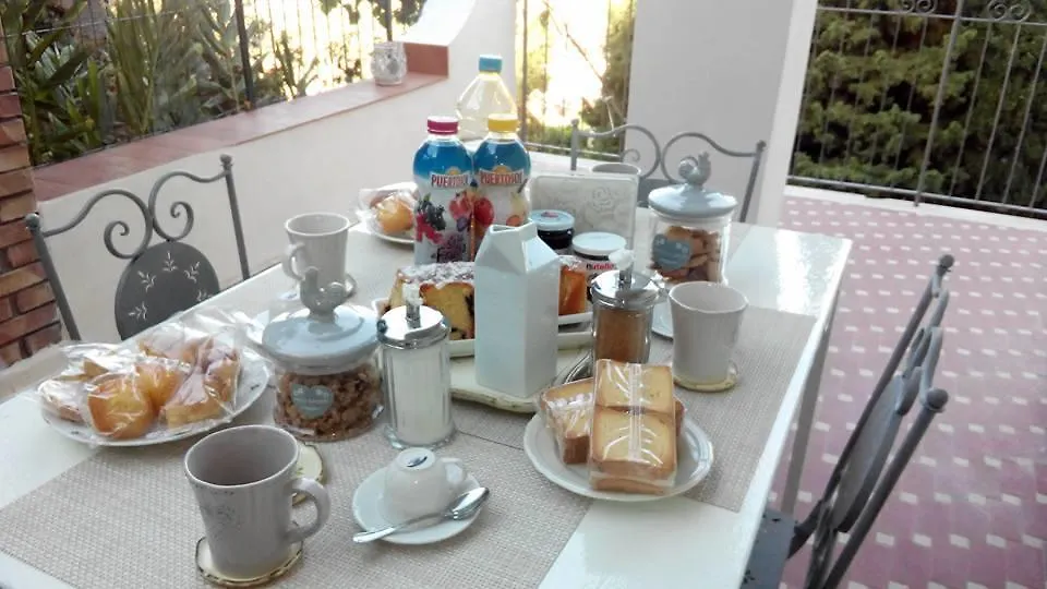 Franca'S Apartment Taormina Guest house